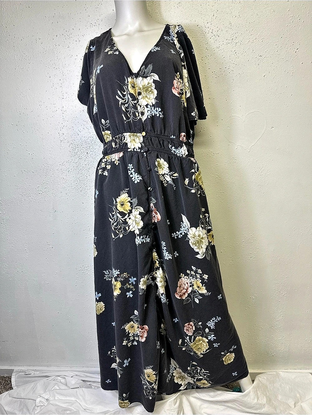 Torrid Button Front Maxi Dress Size 2X